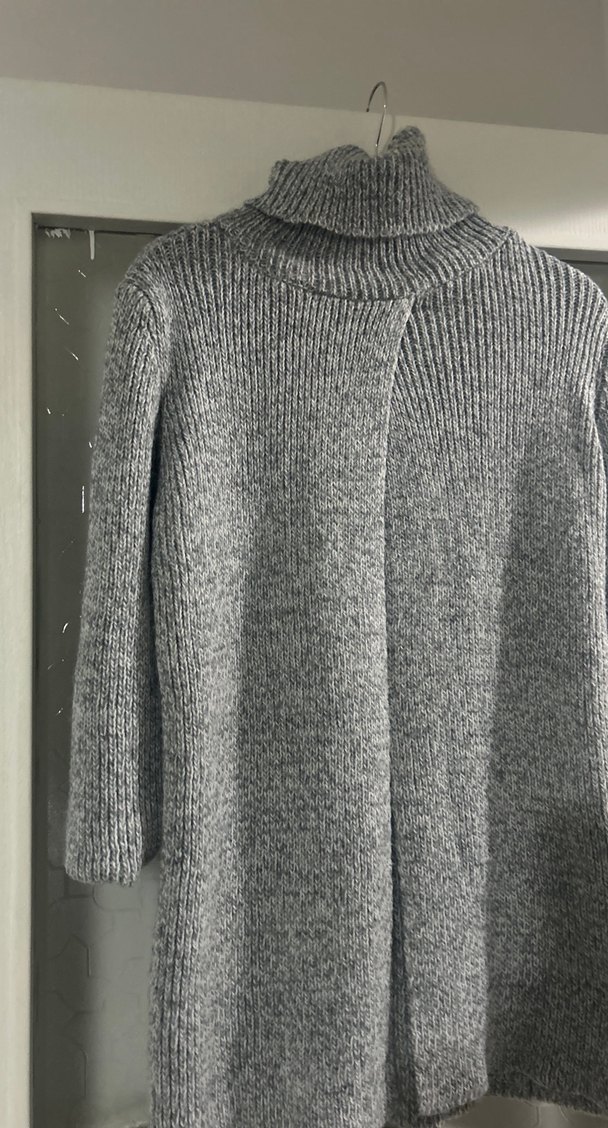 Gri Yüksek Yakalı Kadın Triko Kazak - Görsel 2
