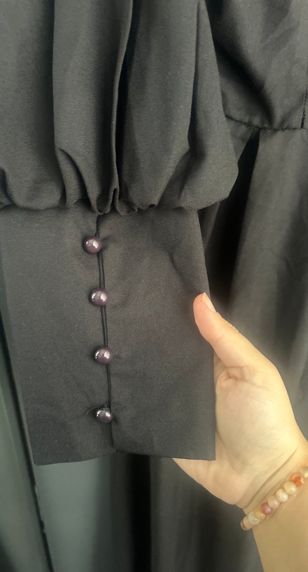 Düğmeli Siyah Uzun Keten Elbise - Görsel 5