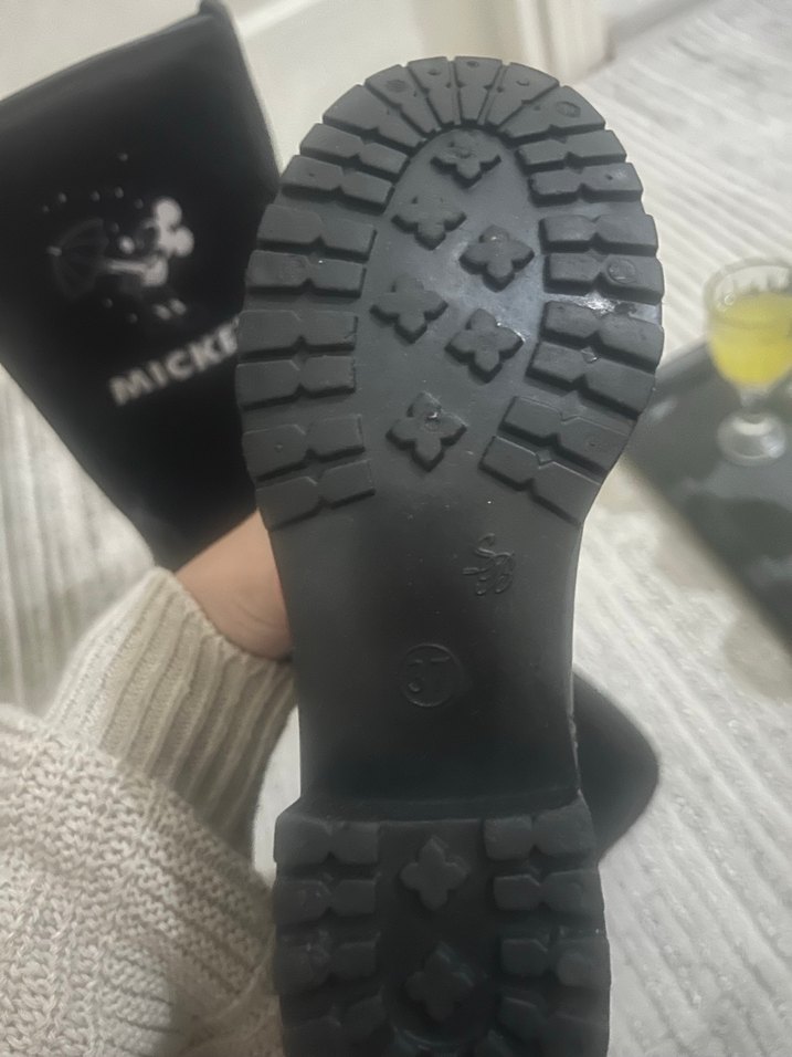 Siyah Mickey Baskılı Lastik Bot - Görsel 5