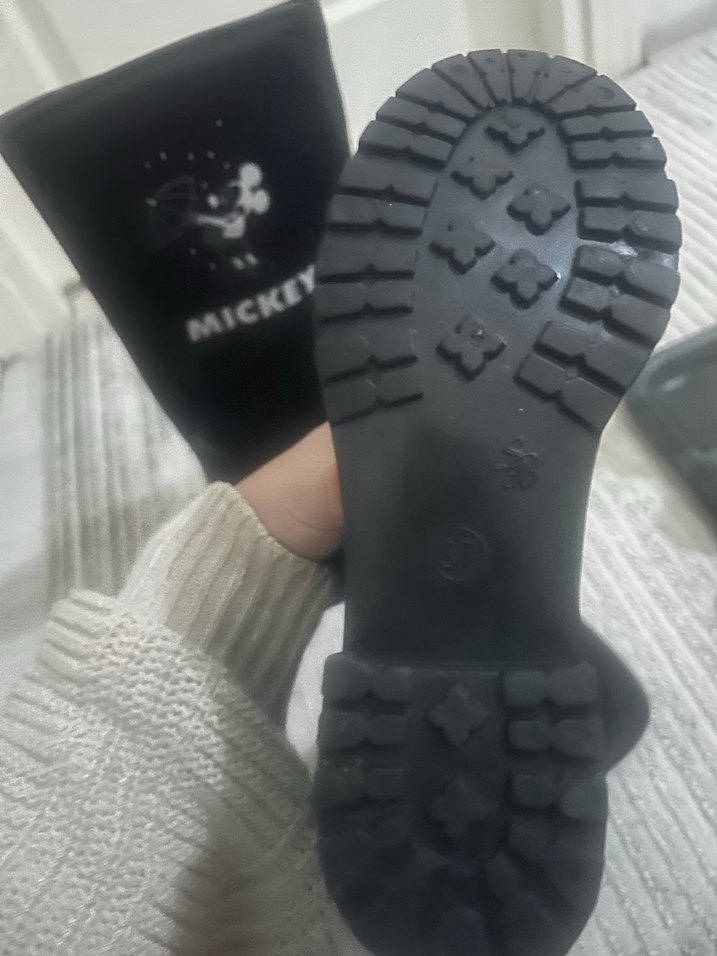 Siyah Mickey Baskılı Lastik Bot - Görsel 4