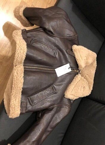 Zara Mont zara