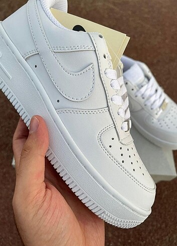 39 Beden Nike Airforce 1 All White 