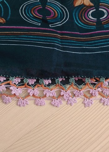 Çiçek Desenli Çok Renkli Bohem tülbent - Görsel 2