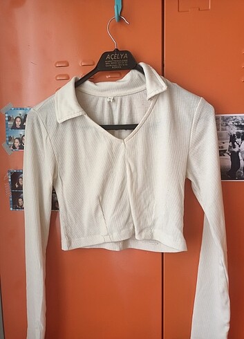 m Beden V yaka crop