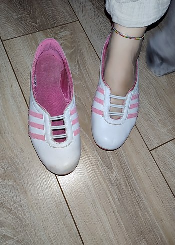 38 Beden Beyaz Pembe Bantlı Kadın Dolgu Topuk Spor Ayakkabı