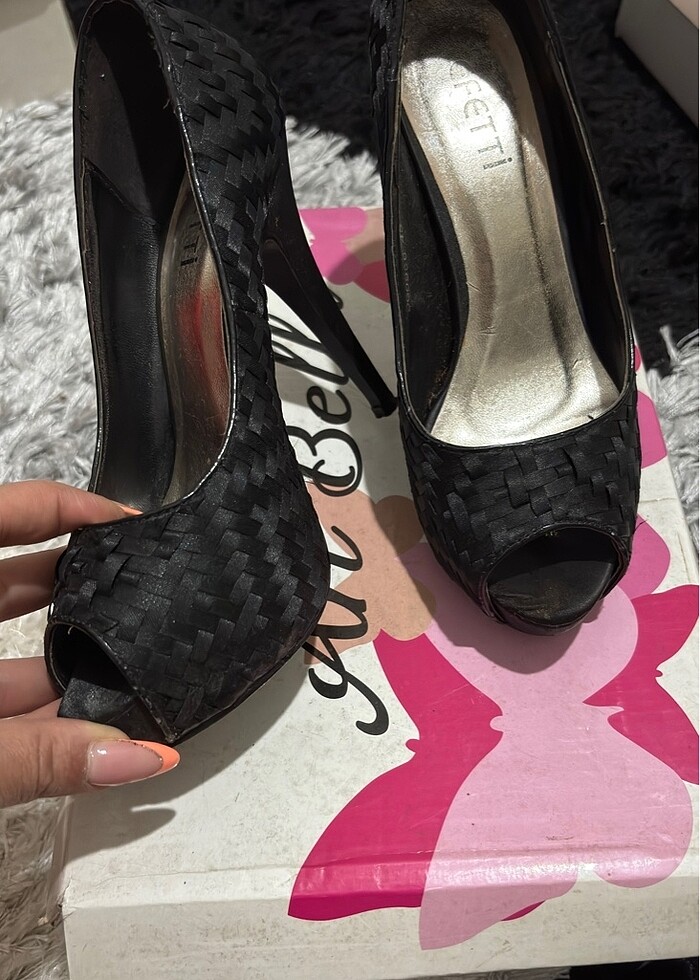Siyah platformlu topuklu ayakkabı - Görsel 3
