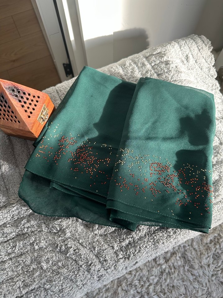 Taş detaylı Boncuklu Kadın Şalı - Görsel 2