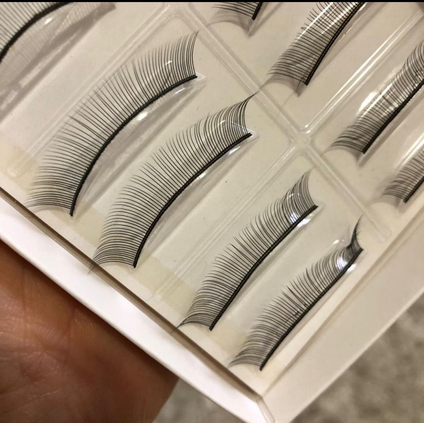 Siyah Tonlu Beyaz Takma Kirpik Seti - Görsel 2