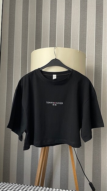 m Beden Tommy hilfiger tshirt