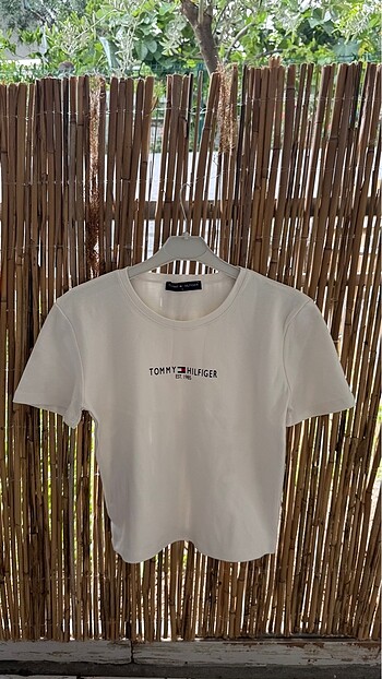 Tommy hilfiger tshirt
