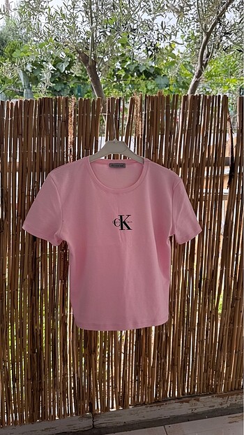 Calvin klein tshirt