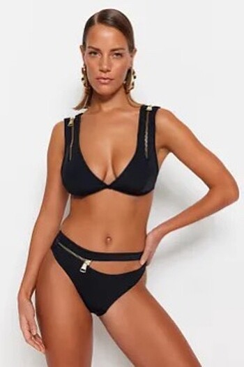 Moeva bikini takımı
