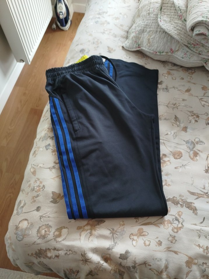 Erkek Adidas Mavi Şeritli eşofman altı - Görsel 3