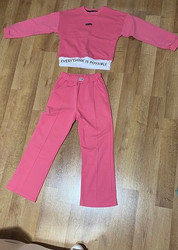 Kızlar için Pastel Pembe Sweatshirt ve Eşofman Takımı