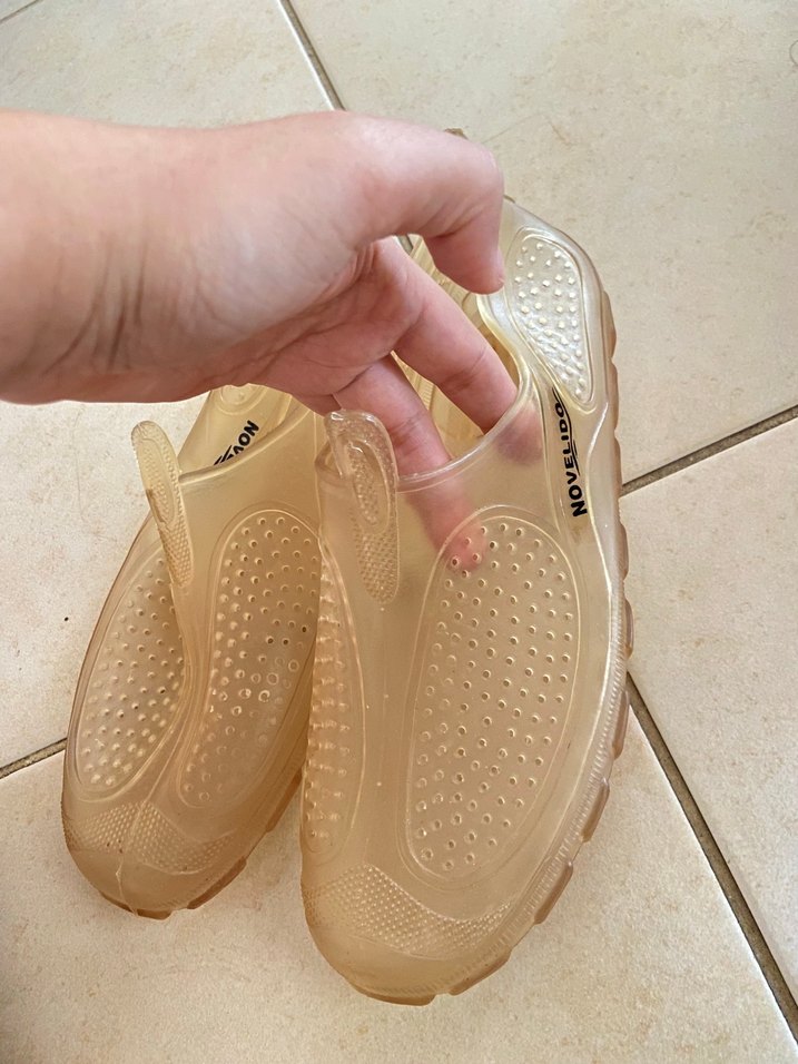 Şeffaf Bej deniz Ayakkabısı - Görsel 2