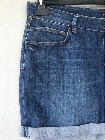 48 Beden MARKS & SPENCER KADIN JEAN ŞORT