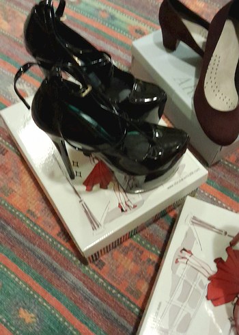 Parlak Kırmızı Yüksek Topuklu Stiletto - Görsel 3