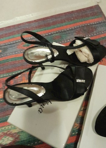 Parlak Kırmızı Yüksek Topuklu Stiletto - Görsel 5