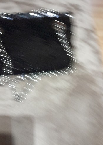 Zincir Detaylı Siyah Parlak Yılan Desenli Çanta - Görsel 4