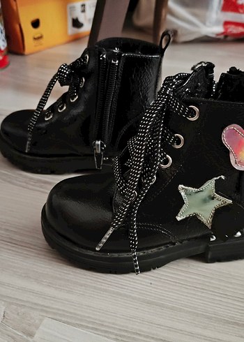 Kızlar İçin Siyah Deri Rock Punk Botlar