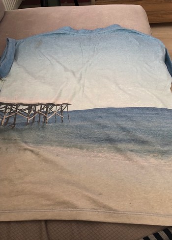 m Beden Pull and Bear twitty desen tişört
