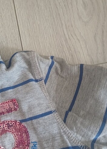 6 Yaş Beden Kapşonlu sweatshirt