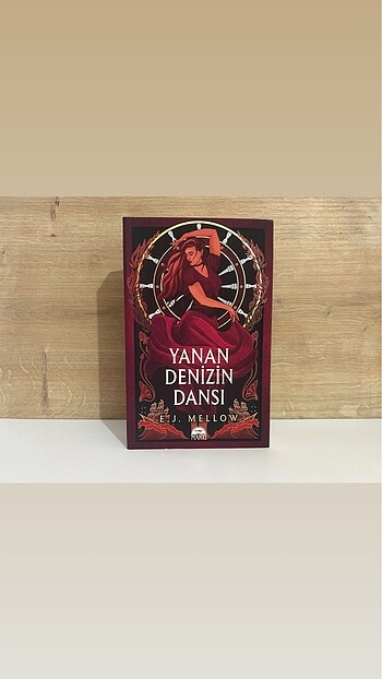 Yanan Denizin Dansı - E.J. Mellow