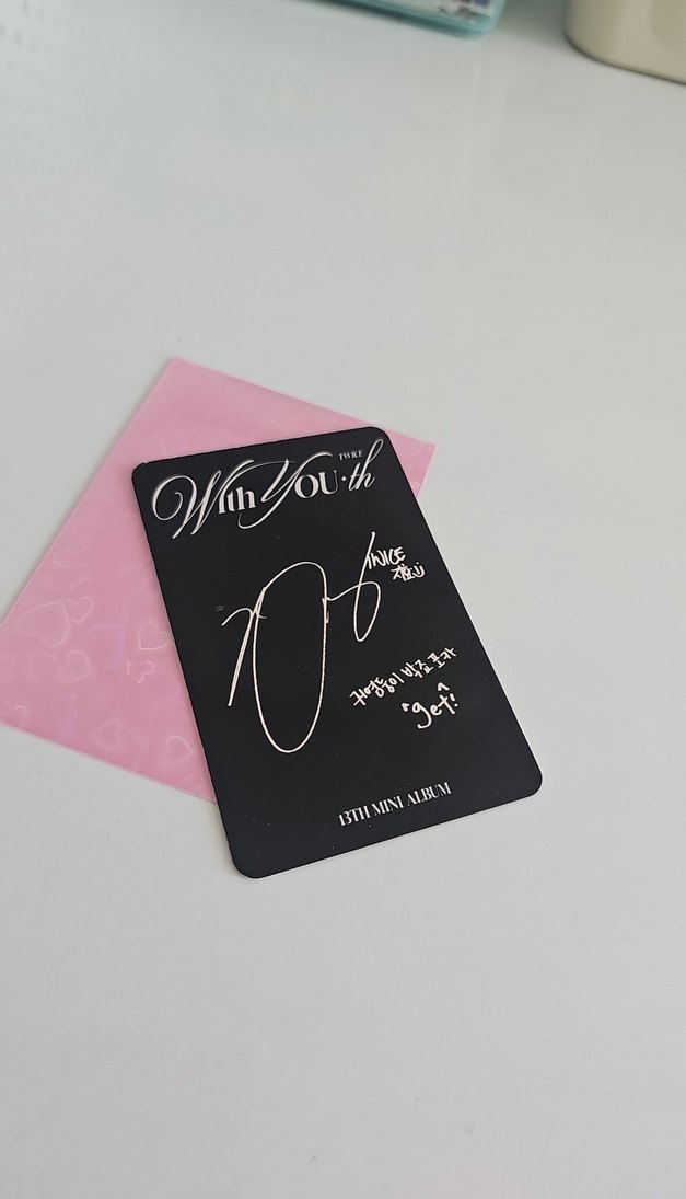 jihyo orijinal with youth pc - Görsel 3