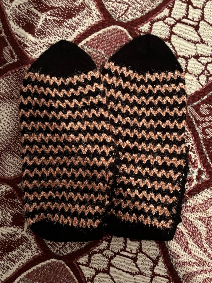 Kahverengi Örgü Çorap - Görsel 2