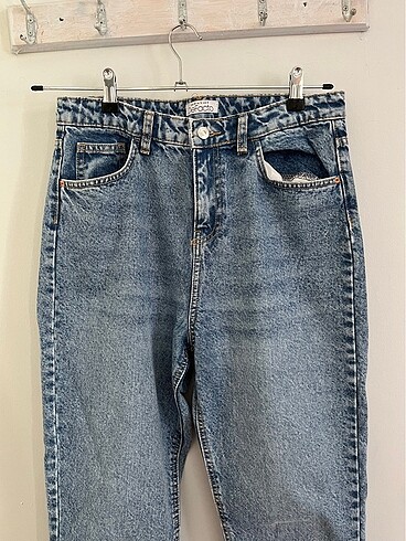 Defacto model kot mom jean