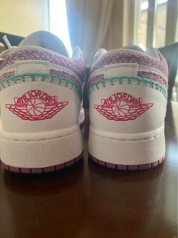 38,5 Beden çeşitli Renk NIKE AIR JORDAN 1 LOW SE (GS)