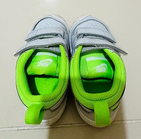 25 Beden beyaz Renk Nike Bebek Spor Ayakkabı