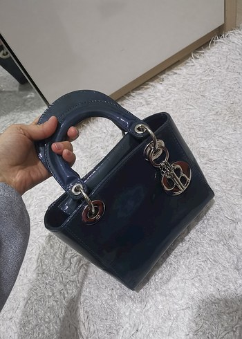 Christian dior rugan kadın çanta
