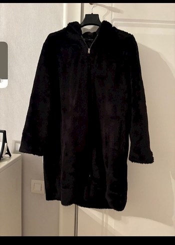 Zara Kadın Siyah Peluş Midi Kaban
