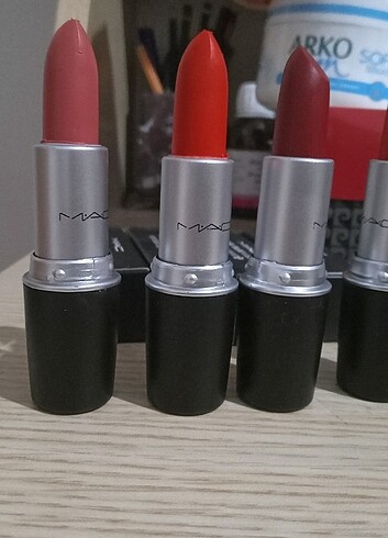Mac ruj (12 TANESİ 250 TL)