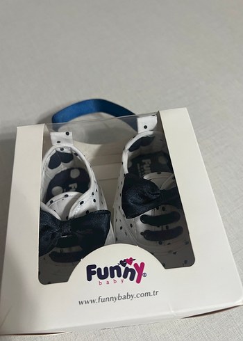 Beyaz Puantiyeli İlk Adım Ayakkabısı - Görsel 2