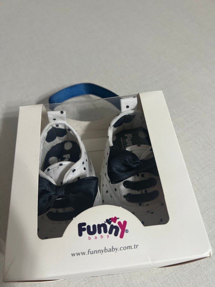 Beyaz Puantiyeli İlk Adım Ayakkabısı - Görsel 2