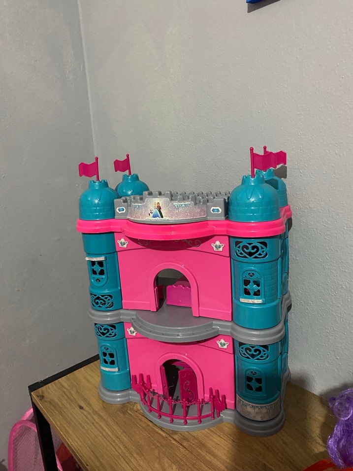 Elsa şato Renkli Pembe Kale Oyuncak - Görsel 2