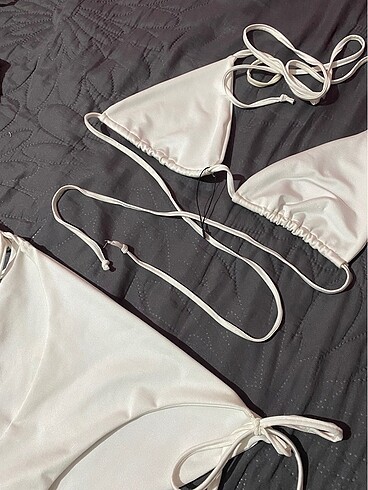 Trendyol & Milla Beyaz bikini takımı