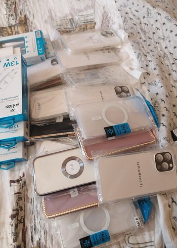 Apple Elastik Beyaz Bohem Telefon Kılıfı