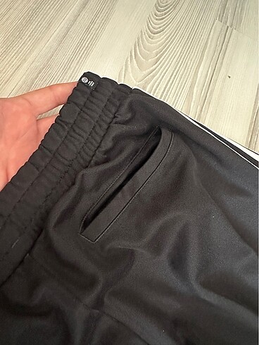 l Beden siyah Renk Adidas eşofman altı
