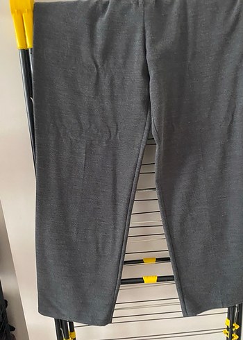 Düğmeli Gri Keten Bol Kesim Kadın Pantolon - Görsel 3