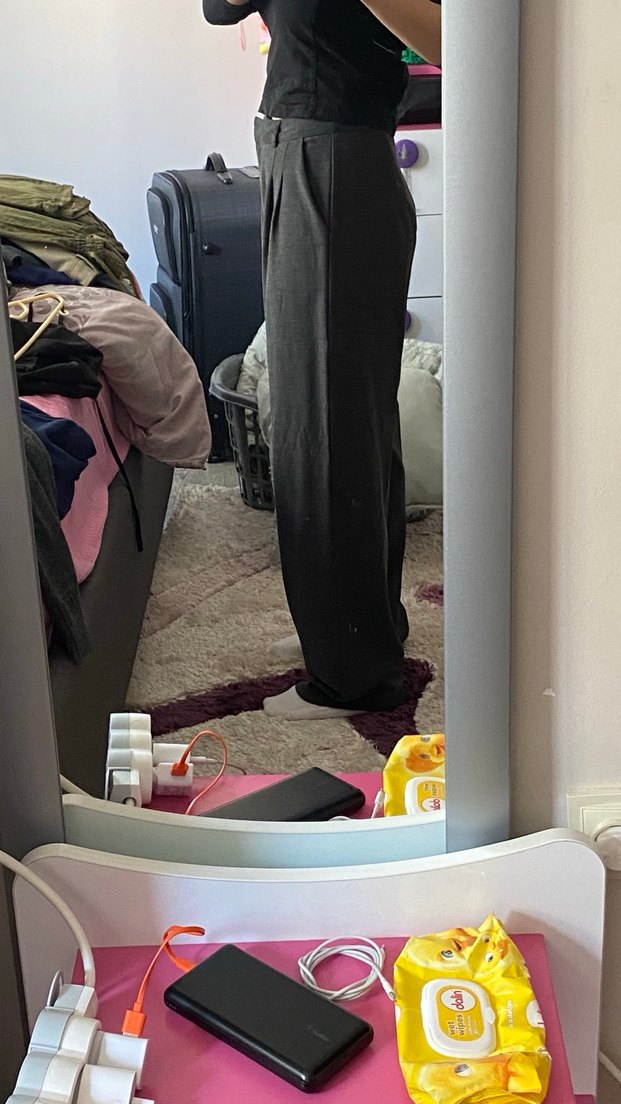 Düğmeli Gri Keten Bol Kesim Kadın Pantolon - Görsel 4