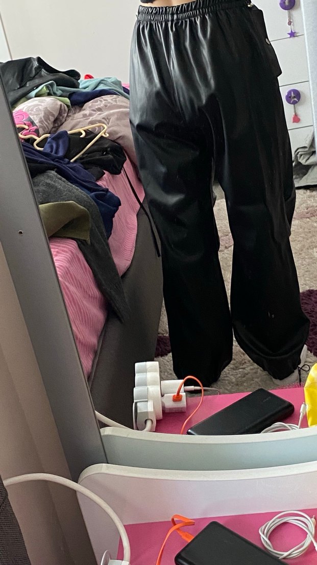 Kadın siyah deri yelekli pantolonun içi şardonlu ikili takım - Görsel 2