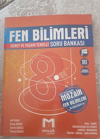 Mozaik yayınları 8. sınıf LGS soru Bankası.