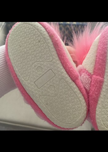 Kızlar için Pembe Kürklü Punk Tarzı Terlik - Görsel 4