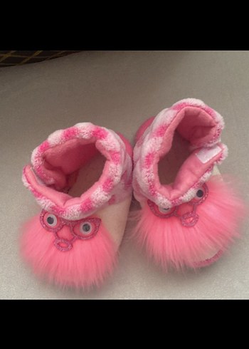 Kızlar için Pembe Kürklü Punk Tarzı Terlik - Görsel 2