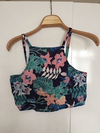 Stradivarius yazlık crop shirt 