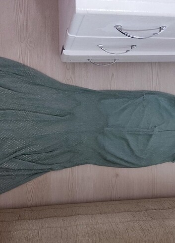 YEŞİL ELBİSE - Görsel 4