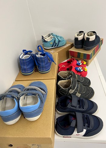 Erkek Çocuk Renkli Cırtcırtlı Spor Ayakkabılar - Görsel 3